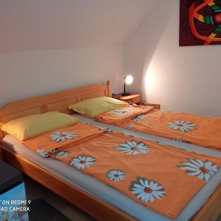 Studio Teo Pomorie Apartment Ngoại thất bức ảnh